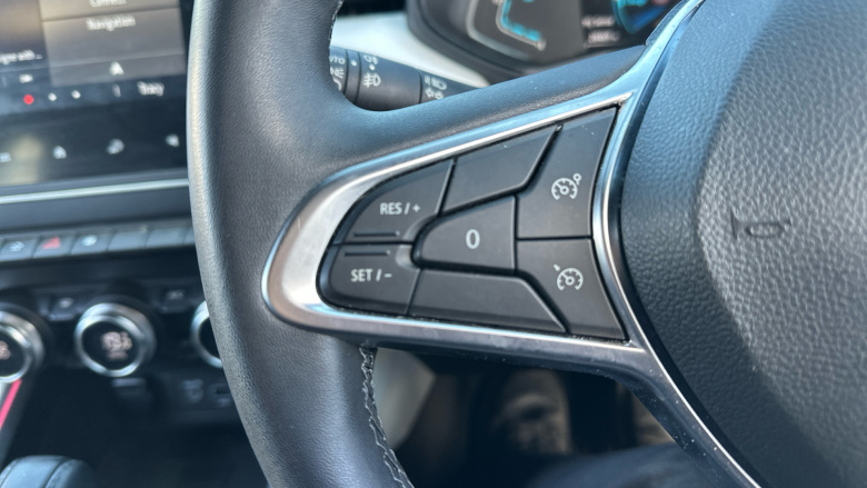 Renault Clio 1.6 E-TECH full hybrid 145 Techno 5dr Auto Hybrid Hatchback